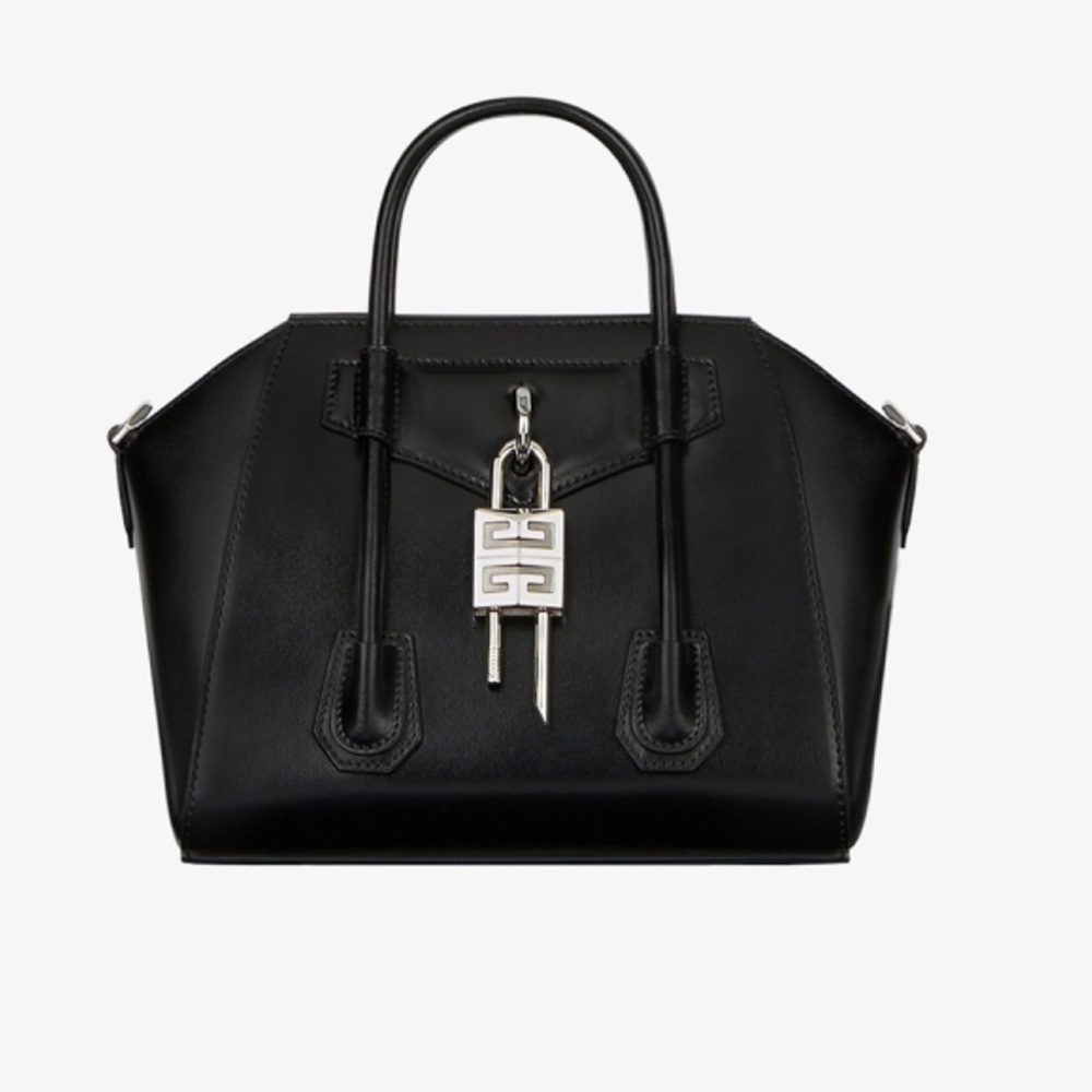 🔥SOLD🔥Givenchy Antigona Mini Lock Bag